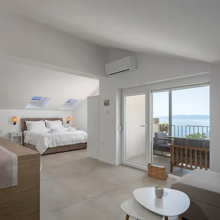 Elora Seaview Private Pool And Garden - Happy Kostrena
